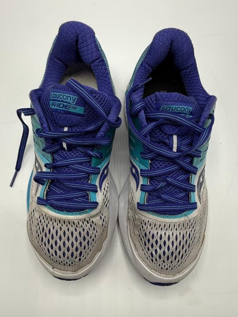 Saucony Womens Purple and Teal Running Shoes